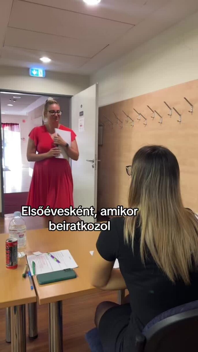 ELSŐÉVESKÉNT, AMIKOR BEIRATKOZOL