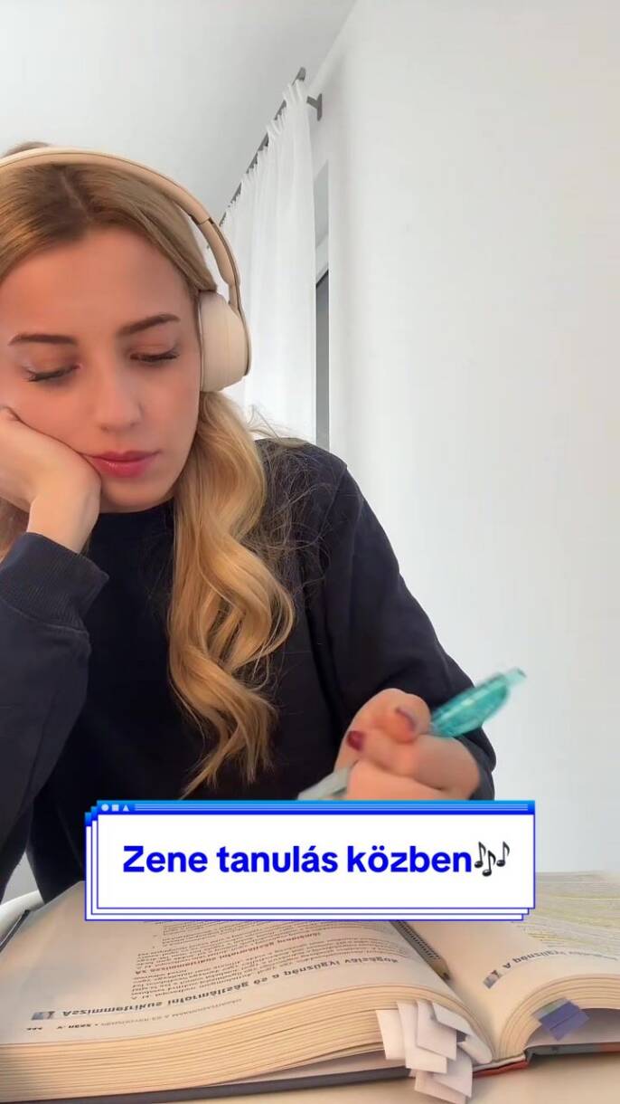 ZENE TANULÁS KÖZBEN