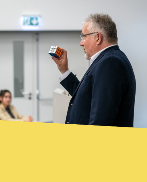 Szoftverrel formált prémium jármű a jövő útján: BME×JLR TechDays2025