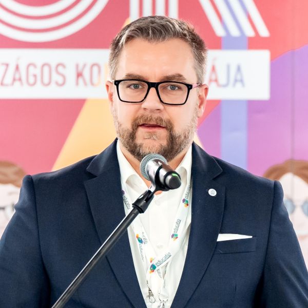 Dr. Rámháp Szabólcs Dr. Rámháp Szabólcs