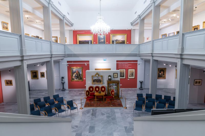 Egy divatos nap – interdiszciplináris barangolás a divat világában Egy divatos nap – interdiszciplináris barangolás a divat világában fotó