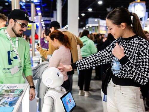 Educatio-ra menni MA-sként?