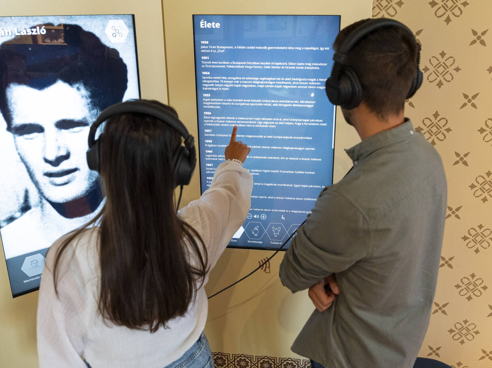 Zsidó Kiválóságok Kiállítása – Belsős esemény fotó